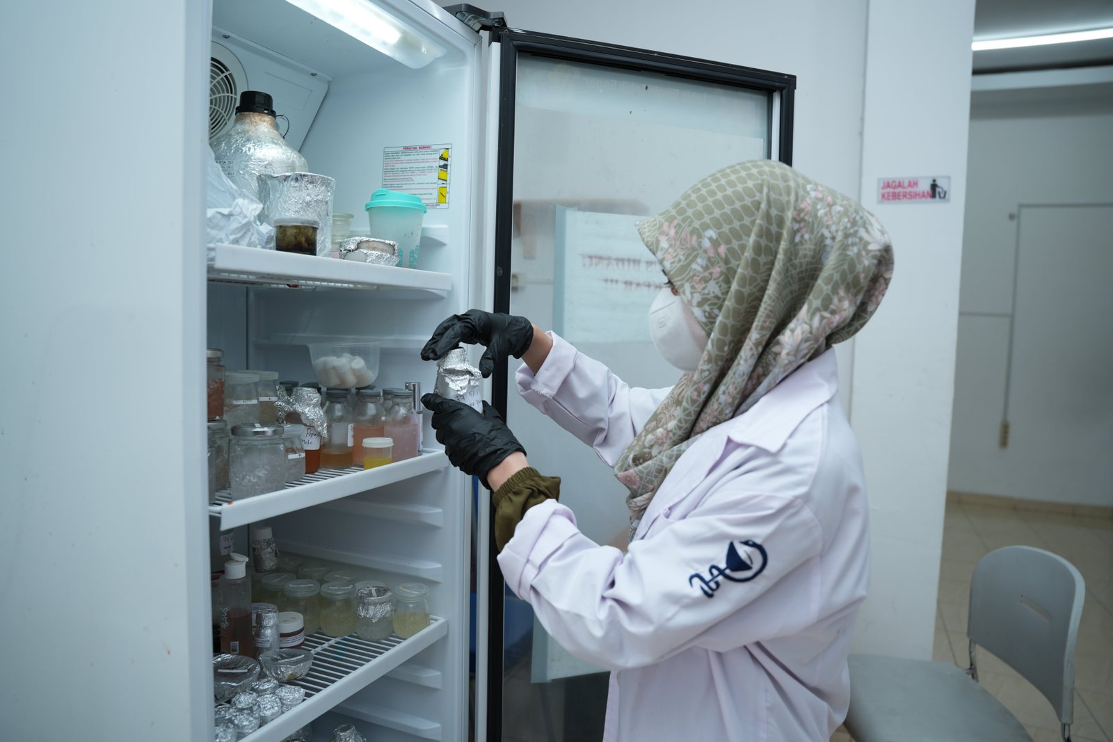 Lab Farmasi